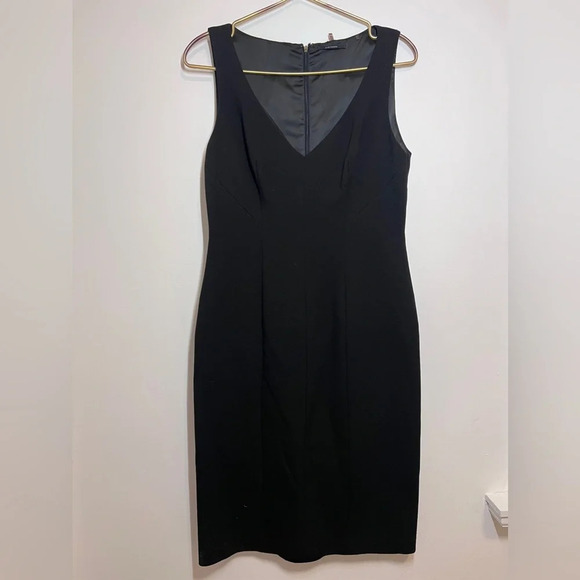 Elie Tahari Black V Neck Sheath Dress - Picture 3 of 7